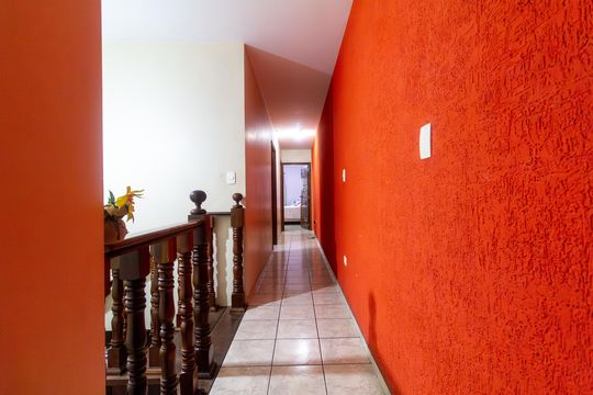 Corredor de casa para alugar com 3 quartos, 360m² em Vila Matilde, São Paulo