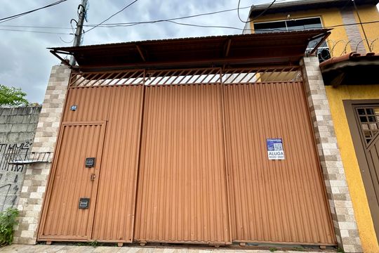 Fachada de casa para alugar com 2 quartos, 50m² em Parque Continental I, Guarulhos