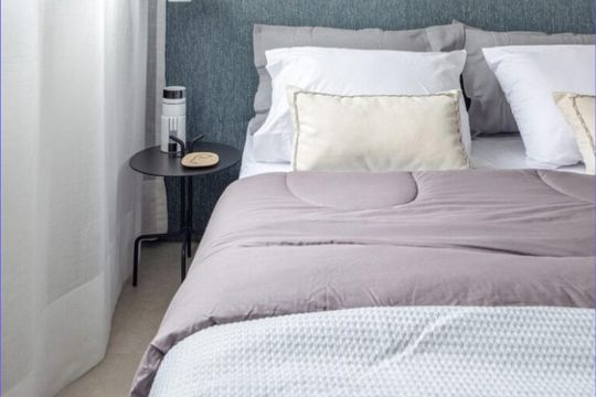 Sala/Quarto de kitnet/studio à venda com 1 quarto, 26m² em Indianópolis, São Paulo