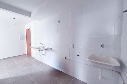 Sala/Cozinha de apartamento para alugar com 2 quartos, 50m² em Jardim Boa Vista (zona Oeste), Osasco