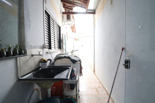 Área de Serviço de casa de condomínio para alugar com 2 quartos, 60m² em Jardim Holanda, Uberlândia