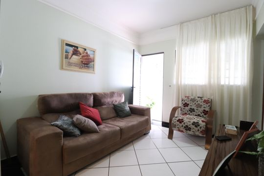 Casa de Condomínio para alugar com 2 quartos, 60m² em Jardim Holanda, Uberlândia