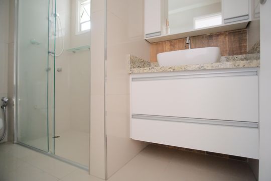 Banheiro de apartamento à venda com 3 quartos, 70m² em Penha de França, São Paulo