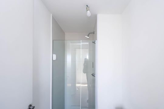 Banheiro de apartamento à venda com 2 quartos, 38m² em Vila Vermelha, São Paulo