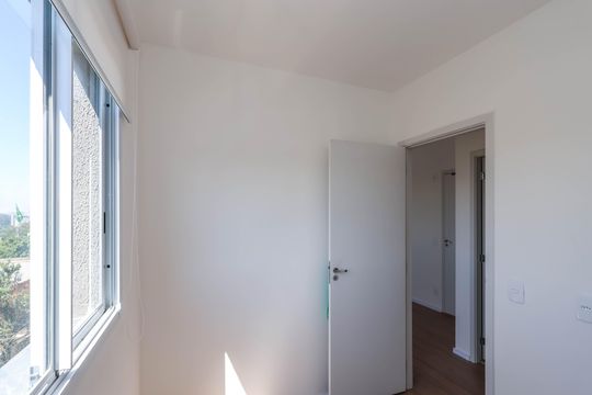 Quarto 1 de apartamento à venda com 2 quartos, 38m² em Vila Vermelha, São Paulo