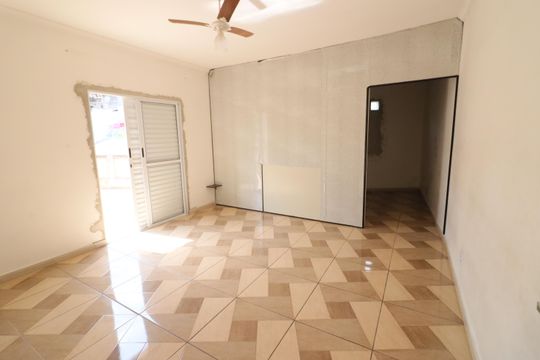 Sala de casa à venda com 4 quartos, 171m² em Veloso, Osasco