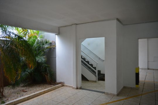 Garagem de apartamento à venda com 3 quartos, 100m² em Vila Valparaíso, Santo André