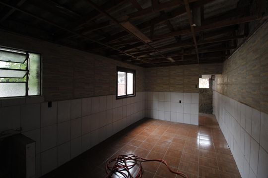 Studio de casa para alugar com 2 quartos, 167m² em Jardim Itu, Porto Alegre