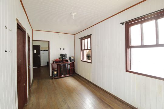 Sala   de casa à venda com 2 quartos, 167m² em Jardim Itu, Porto Alegre