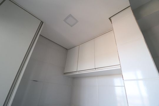 Área de Serviço de apartamento para alugar com 2 quartos, 58m² em Laranjeiras, Uberlândia