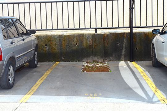 Garagem de apartamento à venda com 2 quartos, 80m² em Dom Silvério, Belo Horizonte