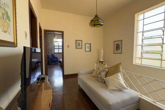 Casa à venda com 5 quartos, 450m² em São Lucas, Belo Horizonte