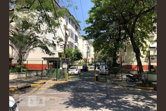 Fachada de apartamento à venda com 3 quartos, 100m² em Vila Isabel, Rio de Janeiro