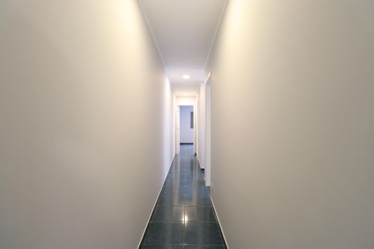 Corredor de casa à venda com 3 quartos, 132m² em Jardim Vera Cruz, São Paulo
