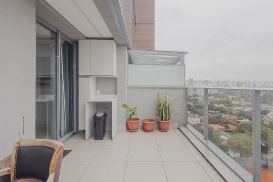 Varanda de kitnet/studio para alugar com 1 quarto, 40m² em Pinheiros, São Paulo