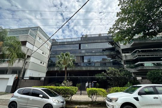 Fachada de apartamento à venda com 3 quartos, 90m² em Recreio dos Bandeirantes, Rio de Janeiro