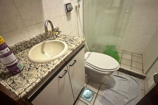 Banheiro Social de apartamento à venda com 3 quartos, 90m² em Recreio dos Bandeirantes, Rio de Janeiro
