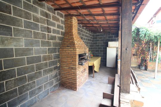 Área gourmet de casa à venda com 4 quartos, 150m² em Teixeira Dias, Belo Horizonte