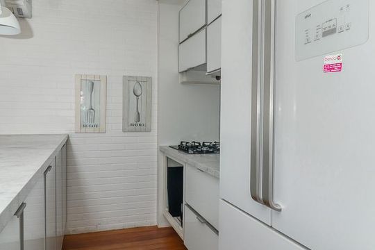 Cozinha de apartamento para alugar com 1 quarto, 104m² em Moinhos de Vento, Porto Alegre