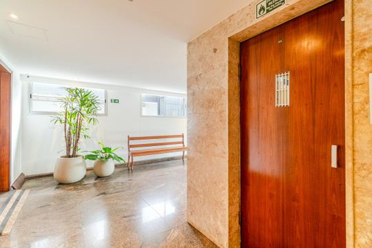 Área comum de apartamento à venda com 3 quartos, 216m² em Moema, São Paulo