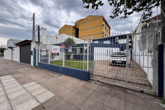 Área comum de casa para alugar com 2 quartos, 150m² em Centro, São Leopoldo