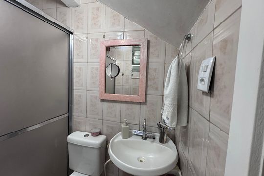 Banheiro de casa para alugar com 2 quartos, 150m² em Centro, São Leopoldo