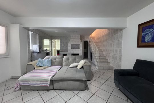 Sala de casa para alugar com 2 quartos, 150m² em Centro, São Leopoldo