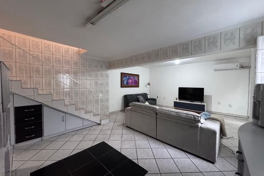 Casa para alugar com 2 quartos, 150m² em Centro, São Leopoldo