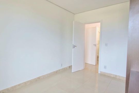 Casa de Condomínio à venda com 3 quartos, 1000m² em Várzea, Lagoa Santa