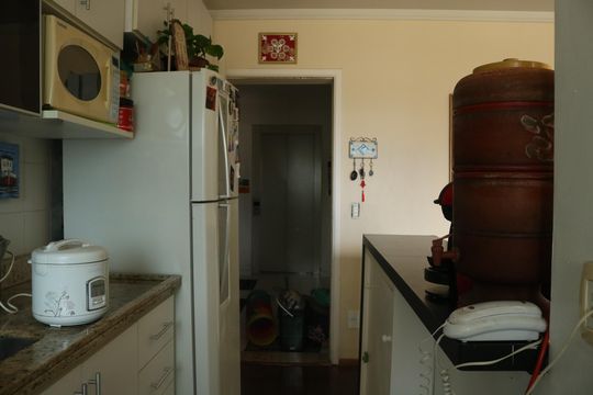Cozinha de apartamento à venda com 2 quartos, 53m² em Barra Funda, São Paulo