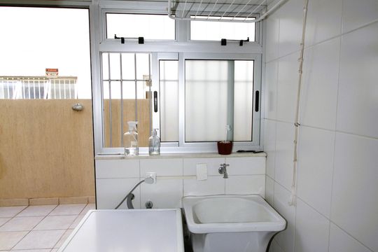 Área de Serviço de apartamento para alugar com 3 quartos, 114m² em Cruzeiro, Belo Horizonte