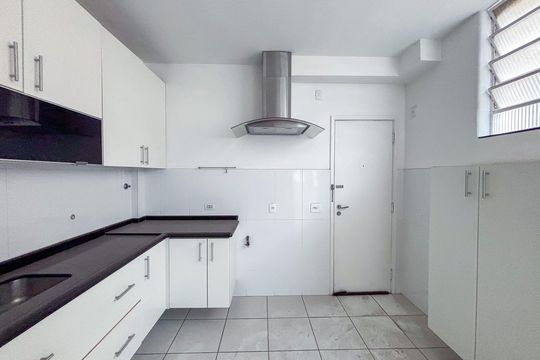 Apartamento para alugar com 4 quartos, 121m² em Pinheiros, São Paulo