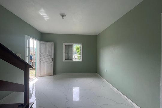 Casa à venda com 2 quartos, 106m² em São José, Novo Hamburgo