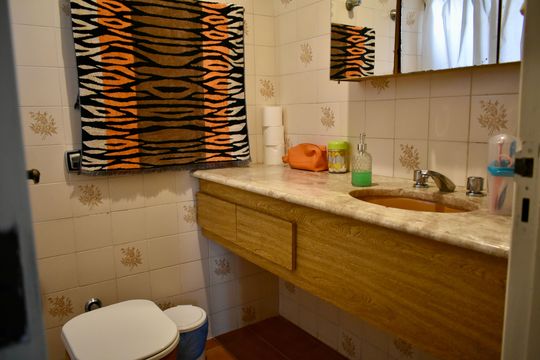 Banheiro de apartamento à venda com 4 quartos, 207m² em Vila Clementino, São Paulo