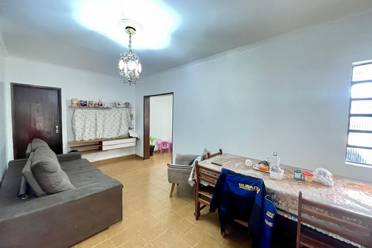 Sala 2 de casa à venda com 6 quartos, 400m² em Vila Barros, Guarulhos