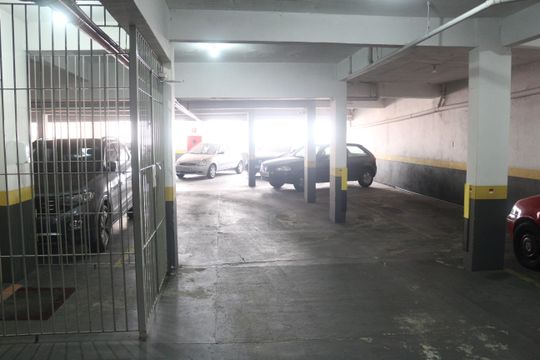 Garagem de apartamento para alugar com 3 quartos, 123m² em Olímpico, São Caetano do Sul