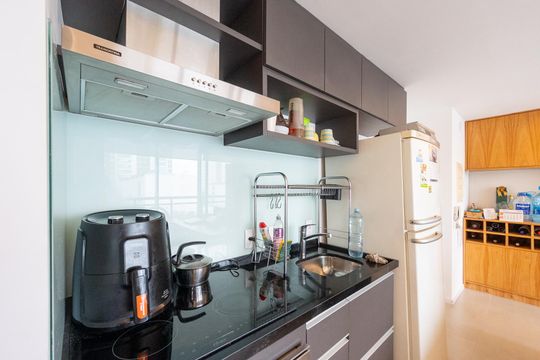 Cozinha de apartamento à venda com 1 quarto, 40m² em Vila Monte Alegre, São Paulo