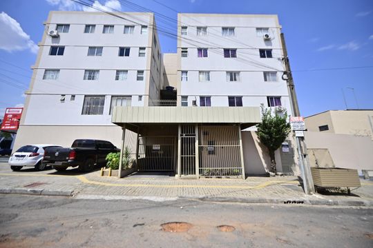 Fachada de apartamento para alugar com 3 quartos, 105m² em Jardim Luz, Goiânia