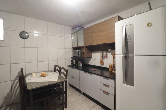 Casa à venda com 4 quartos, 212m² em Jardim Mirante, Várzea Paulista