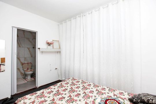 Quarto Suíte de apartamento à venda com 1 quarto, 34m² em Centro Histórico, Porto Alegre