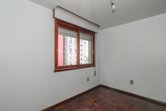 Quarto 2 de apartamento à venda com 4 quartos, 190m² em Floresta, Porto Alegre