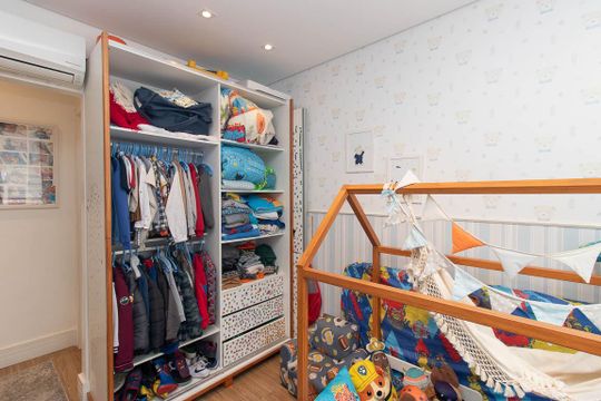 Quarto Suíte 2 de apartamento à venda com 2 quartos, 100m² em Tucuruvi, São Paulo