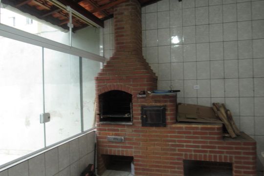Área comum - Churrasqueira de casa para alugar com 3 quartos, 137m² em Três Montanhas, Osasco
