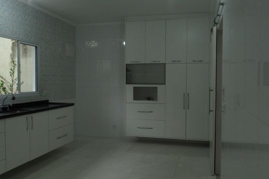 Cozinha de casa para alugar com 3 quartos, 137m² em Três Montanhas, Osasco