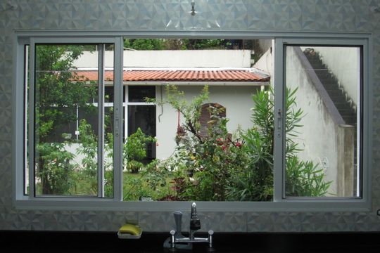 Vista da Cozinha de casa para alugar com 3 quartos, 137m² em Três Montanhas, Osasco