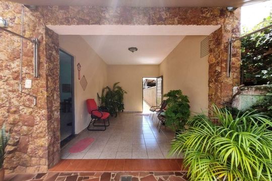 Casa à venda com 3 quartos, 245m² em Jardim Santa Genebra II (Barao Geraldo), Campinas