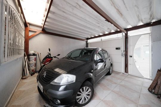 Garagem de casa à venda com 2 quartos, 173m² em Parque Boturussu, São Paulo