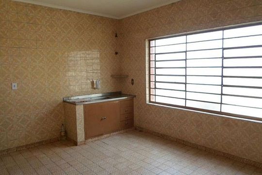 Casa à venda com 3 quartos, 400m² em Jardim do Lago, Campinas