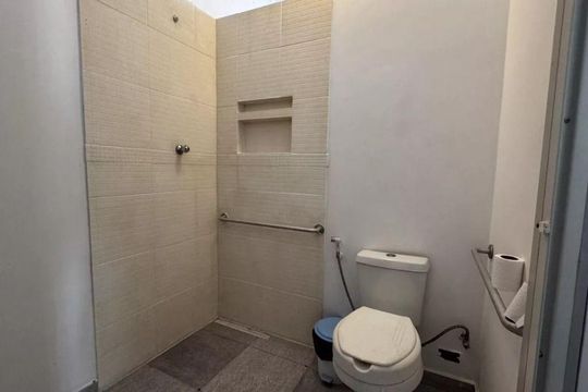 Casa à venda com 5 quartos, 320m² em Vila Santa Teresa, Santo André