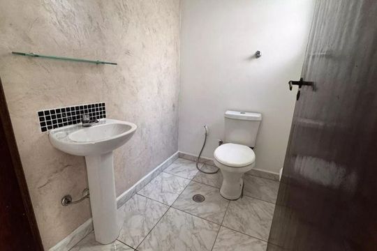 Casa à venda com 5 quartos, 320m² em Vila Santa Teresa, Santo André